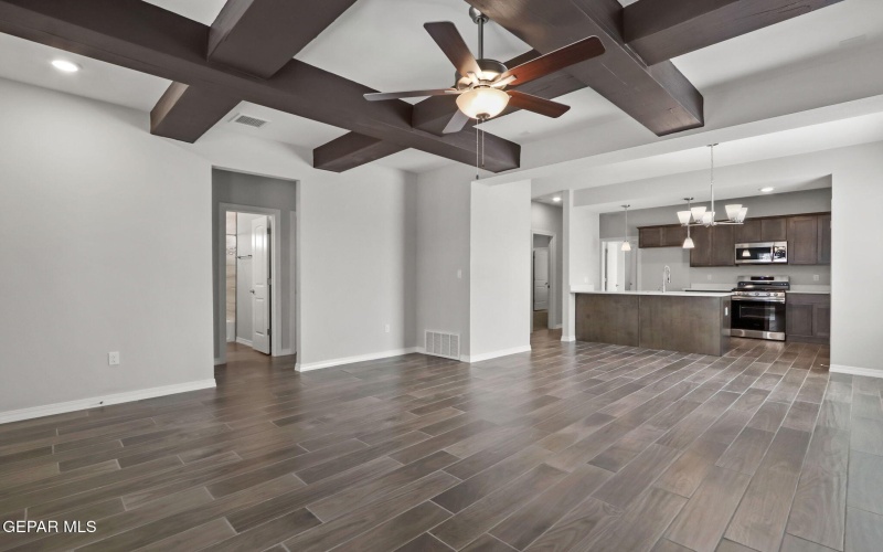 448 Santiago Munos Street, Vinton, TX 79821, 4 Bedrooms Bedrooms, ,2 BathroomsBathrooms,Residential,For Sale,448 Santiago Munos Street,915545