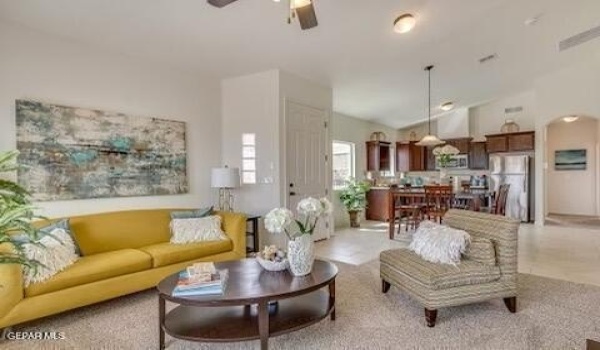 13070 Gusart Avenue, Horizon City, TX 79928, 4 Habitaciones Habitaciones , ,2 BañosBaños,Residential,En Venta,13070 Gusart Avenue,915668