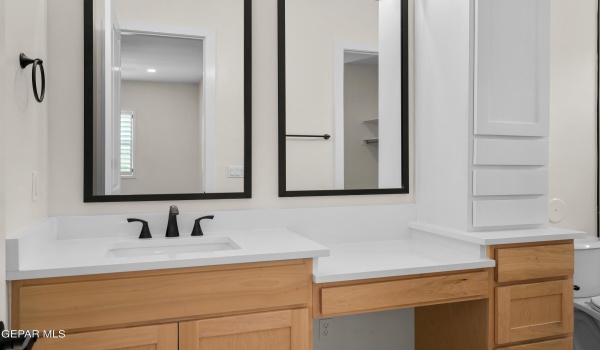 923 Dewsbury Way, El Paso, TX 79928, 4 Habitaciones Habitaciones , ,3 BañosBaños,Residential,En Venta,923 Dewsbury Way,915671