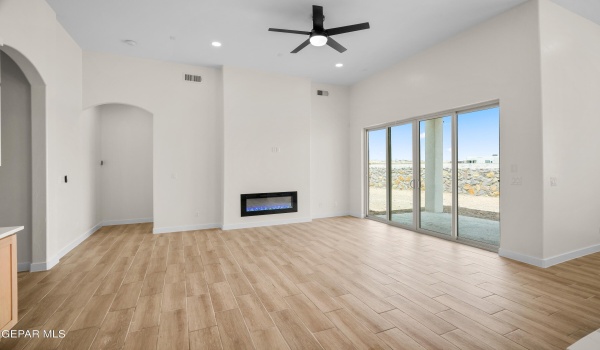 923 Dewsbury Way, El Paso, TX 79928, 4 Habitaciones Habitaciones , ,3 BañosBaños,Residential,En Venta,923 Dewsbury Way,915671