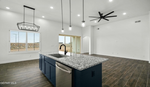 13425 Coldham Street, El Paso, TX 79928, 4 Bedrooms Bedrooms, ,3 BathroomsBathrooms,Residential,For Sale,13425 Coldham Street,915752
