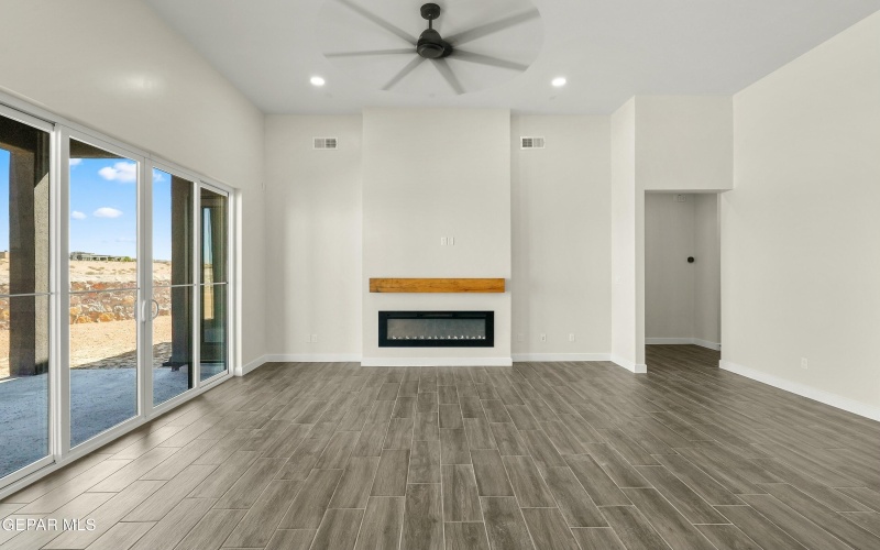 961 PETTUS Place, Horizon City, TX 79928, 4 Habitaciones Habitaciones , ,3 BañosBaños,Residential,En Venta,961 PETTUS Place,915758