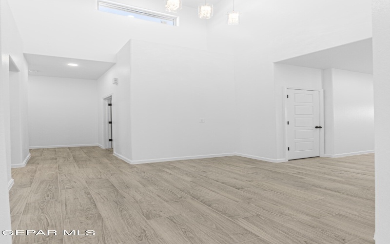 471 HUEREQUE Drive unit: #B ##B, Socorro, TX 79927, 3 Habitaciones Habitaciones , ,2 BañosBaños,Residential Multi Family,En Venta,471 HUEREQUE Drive unit: #B,915856