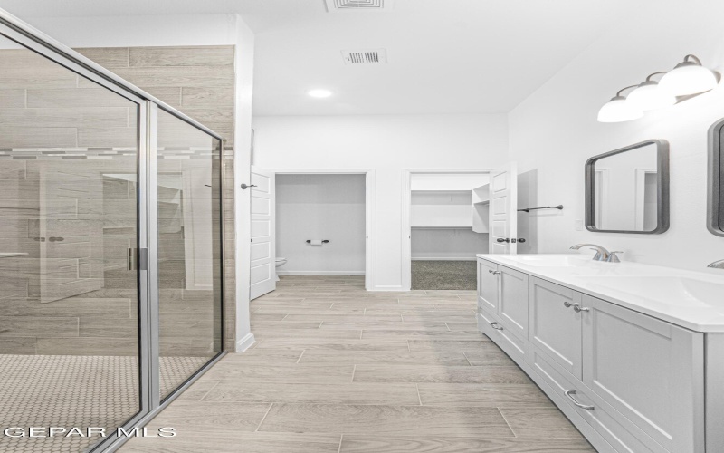 471 HUEREQUE Drive unit: #B ##B, Socorro, TX 79927, 3 Habitaciones Habitaciones , ,2 BañosBaños,Residential Multi Family,En Venta,471 HUEREQUE Drive unit: #B,915856