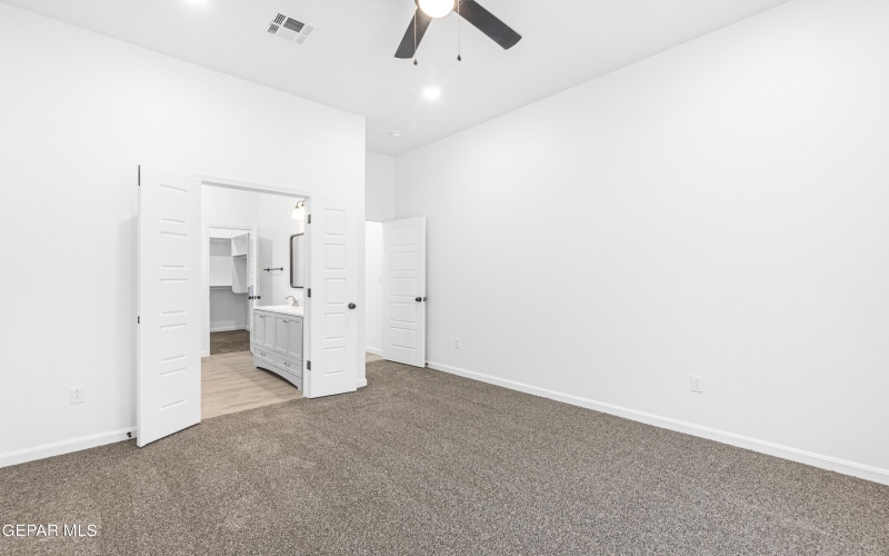 471 HUEREQUE Drive unit: #B ##B, Socorro, TX 79927, 3 Habitaciones Habitaciones , ,2 BañosBaños,Residential Multi Family,En Venta,471 HUEREQUE Drive unit: #B,915856