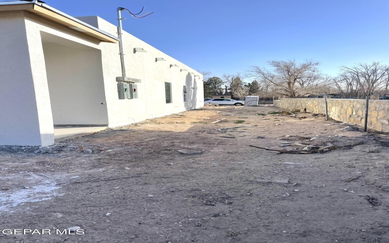 471 HUEREQUE Drive unit: #B ##B, Socorro, TX 79927, 3 Habitaciones Habitaciones , ,2 BañosBaños,Residential Multi Family,En Venta,471 HUEREQUE Drive unit: #B,915856