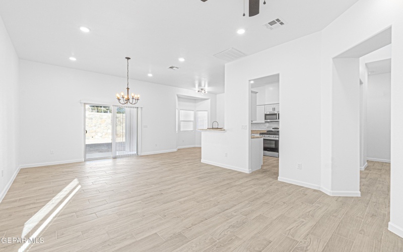 471 HUEREQUE Drive unit: #B ##B, Socorro, TX 79927, 3 Habitaciones Habitaciones , ,2 BañosBaños,Residential Multi Family,En Venta,471 HUEREQUE Drive unit: #B,915856