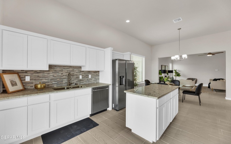 12645 MIDDLESBROUGH Avenue, Horizon City, TX 79928, 3 Habitaciones Habitaciones , ,2 BañosBaños,Residential,En Venta,12645 MIDDLESBROUGH Avenue,915896