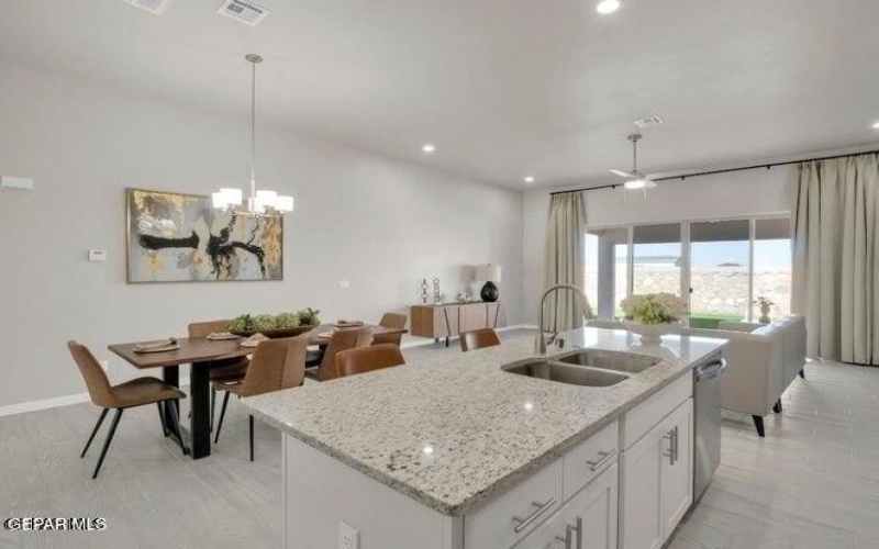 12649 MIDDLESBROUGH Avenue, Horizon City, TX 79928, 4 Habitaciones Habitaciones , ,3 BañosBaños,Residential,En Venta,12649 MIDDLESBROUGH Avenue,915897