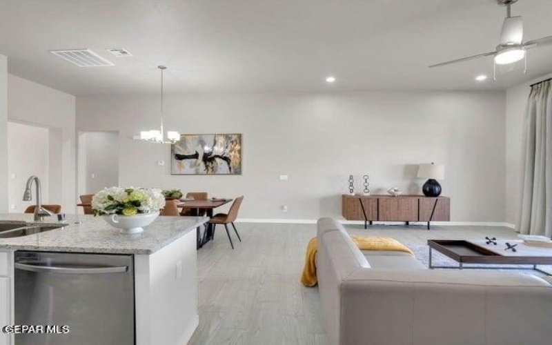 12649 MIDDLESBROUGH Avenue, Horizon City, TX 79928, 4 Habitaciones Habitaciones , ,3 BañosBaños,Residential,En Venta,12649 MIDDLESBROUGH Avenue,915897