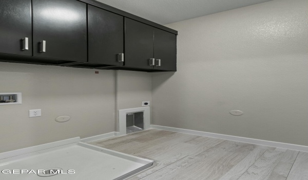 777 Lemington Street, El Paso, TX 79928, 5 Habitaciones Habitaciones , ,3 BañosBaños,Residential,En Venta,777 Lemington Street,913318