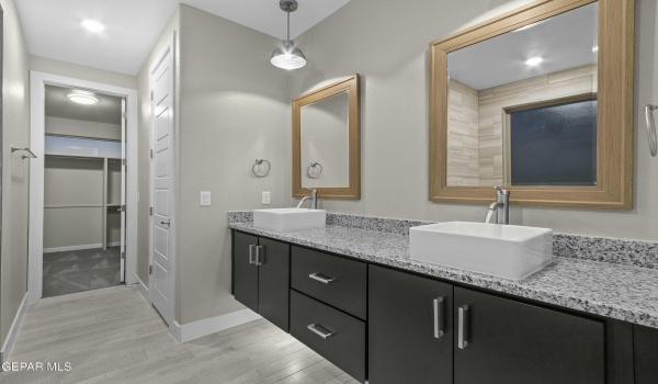 777 Lemington Street, El Paso, TX 79928, 5 Habitaciones Habitaciones , ,3 BañosBaños,Residential,En Venta,777 Lemington Street,913318