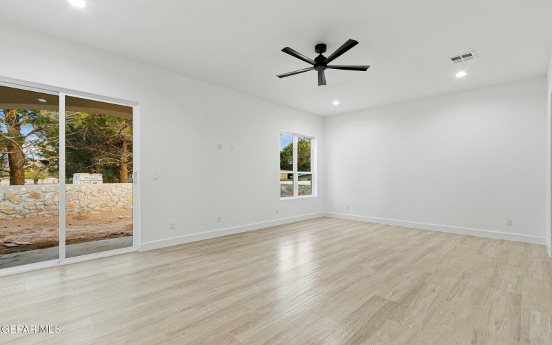 5636 Rio Bonito Circle, El Paso, TX 79932, 4 Bedrooms Bedrooms, ,1 BathroomBathrooms,Residential,For Sale,5636 Rio Bonito Circle,913381