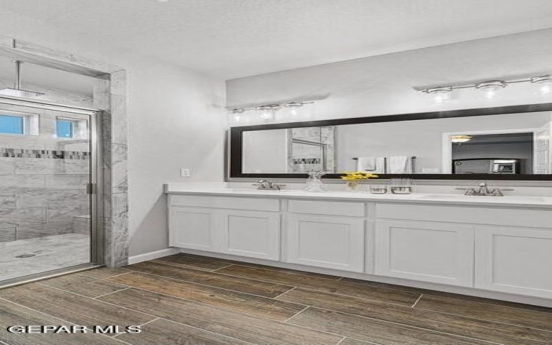 2500 sammy cervantes st, El Paso, TX 79938, 3 Bedrooms Bedrooms, ,3 BathroomsBathrooms,Residential,For Sale,2500 sammy cervantes st,913441