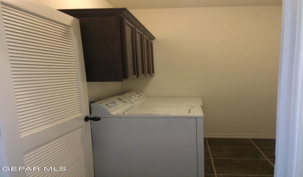 245 Hunstanton Street, El Paso, TX 79928, 4 Habitaciones Habitaciones , ,2 BañosBaños,Residential,En Venta,245 Hunstanton Street,913582