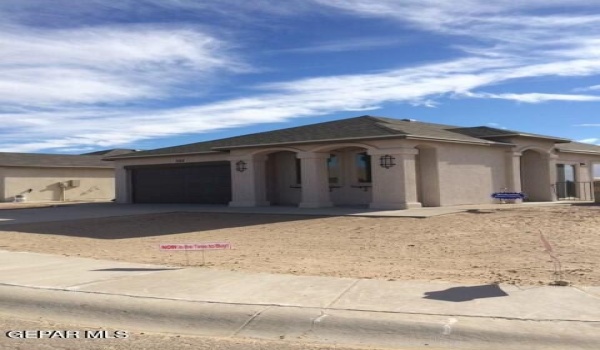 245 Hunstanton Street, El Paso, TX 79928, 4 Habitaciones Habitaciones , ,2 BañosBaños,Residential,En Venta,245 Hunstanton Street,913582