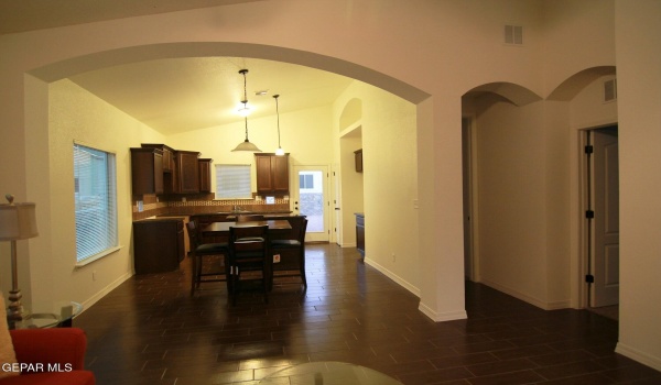 245 Hunstanton Street, El Paso, TX 79928, 4 Habitaciones Habitaciones , ,2 BañosBaños,Residential,En Venta,245 Hunstanton Street,913582