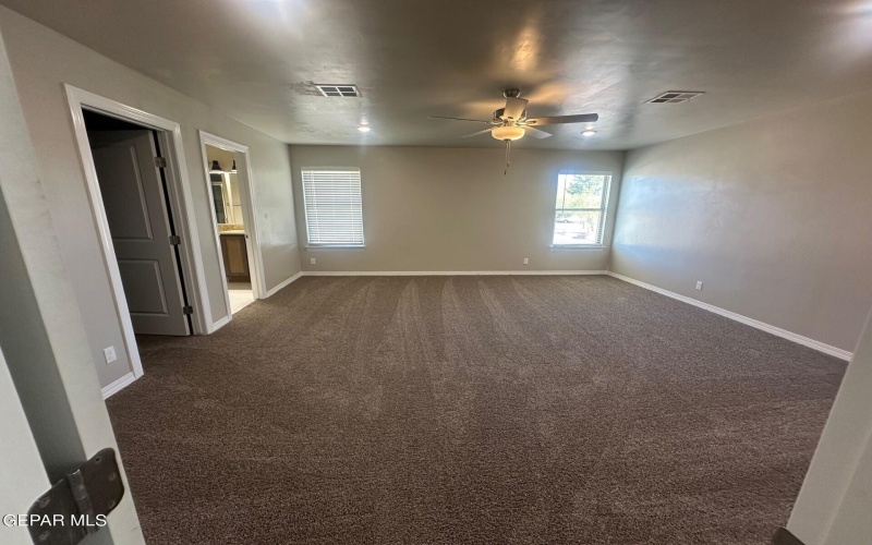 7846 Estrella Street, Vinton, TX 79821, 3 Bedrooms Bedrooms, ,1 BathroomBathrooms,Residential,For Sale,7846 Estrella Street,913585