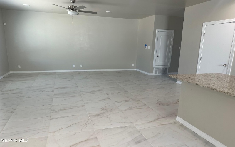 7846 Estrella Street, Vinton, TX 79821, 3 Bedrooms Bedrooms, ,1 BathroomBathrooms,Residential,For Sale,7846 Estrella Street,913585