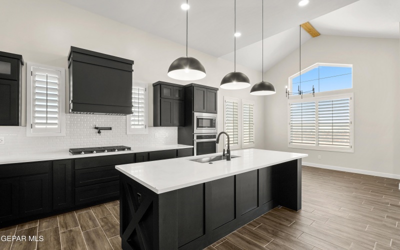 829 HARPENDEM Drive, Horizon City, TX 79928, 4 Bedrooms Bedrooms, ,3 BathroomsBathrooms,Residential,For Sale,829 HARPENDEM Drive,913634