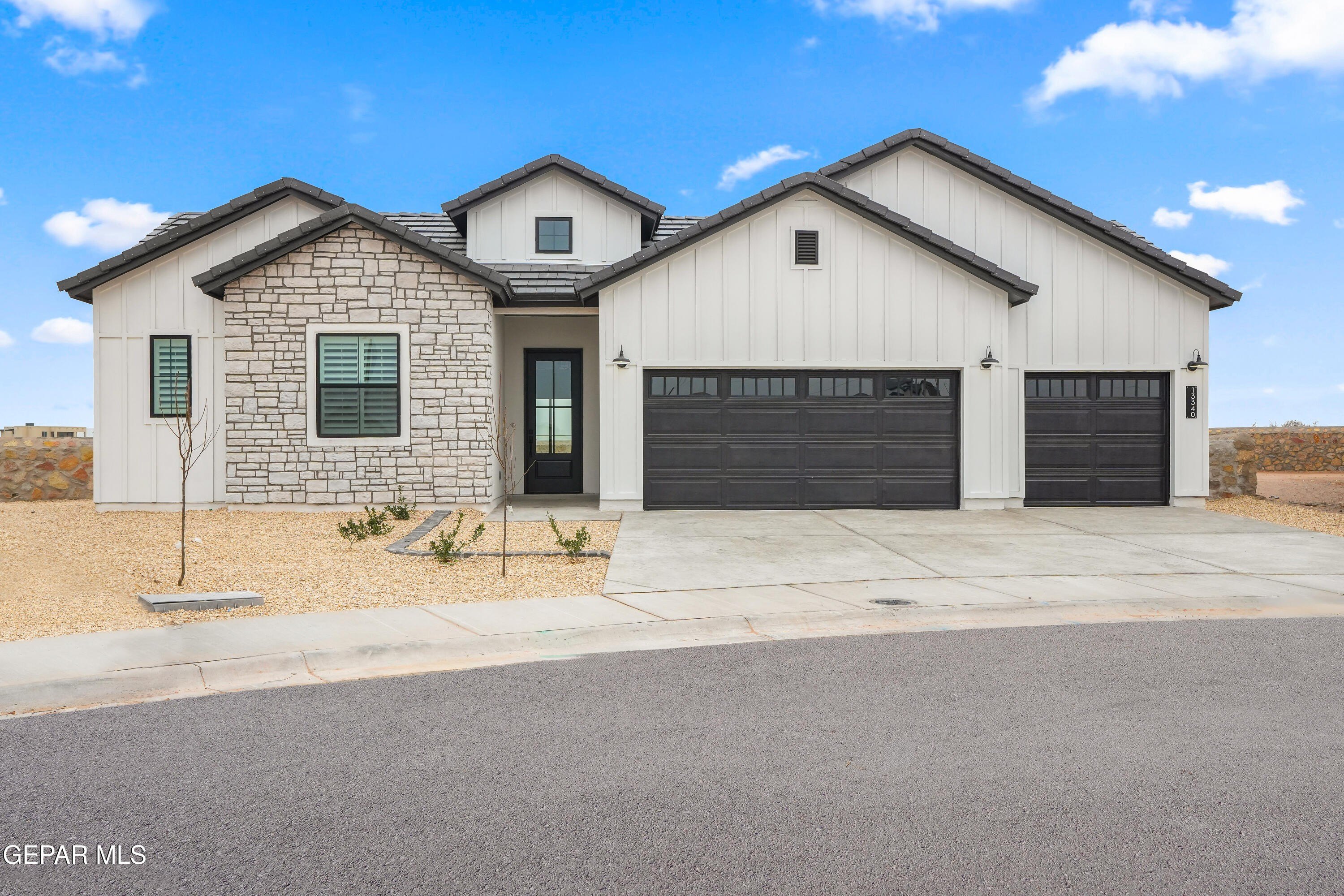 13361 CARTERTON Avenue, Horizon City, TX 79928, 4 Bedrooms Bedrooms, ,3 BathroomsBathrooms,Residential,For Sale,13361 CARTERTON Avenue,913649