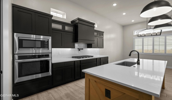 13361 CARTERTON Avenue, Horizon City, TX 79928, 4 Habitaciones Habitaciones , ,3 BañosBaños,Residential,En Venta,13361 CARTERTON Avenue,913649