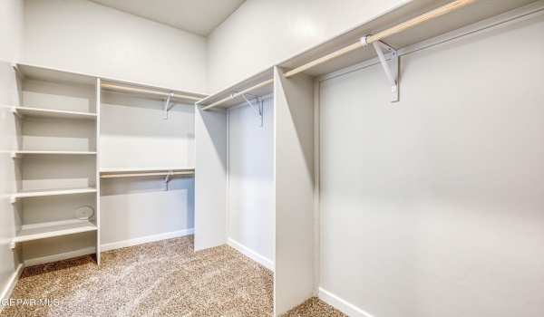 13385 Carterton Avenue, El Paso, TX 79928, 4 Bedrooms Bedrooms, ,2 BathroomsBathrooms,Residential Lease,For Rent,13385 Carterton Avenue,914122