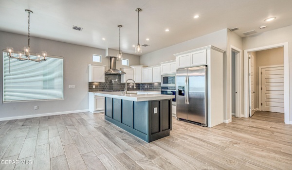 13385 Carterton Avenue, El Paso, TX 79928, 4 Bedrooms Bedrooms, ,2 BathroomsBathrooms,Residential Lease,For Rent,13385 Carterton Avenue,914122