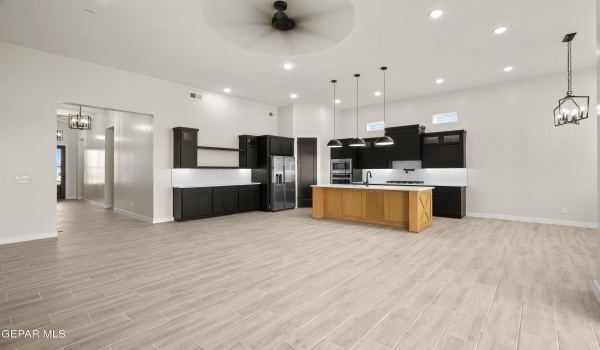 13364 Coldham Street, El Paso, TX 79928, 4 Bedrooms Bedrooms, ,3 BathroomsBathrooms,Residential,For Sale,13364 Coldham Street,914271