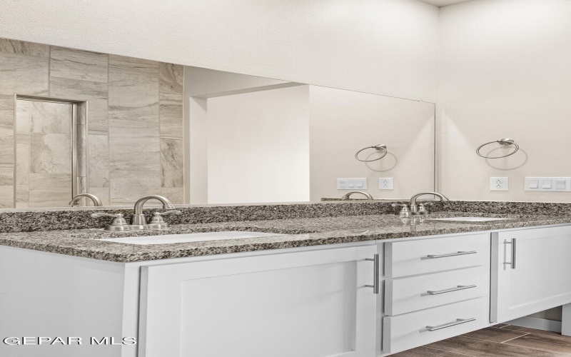 9939 Isla Place, Socorro, TX 79927, 4 Habitaciones Habitaciones , ,1 BañoBaños,Residential,En Venta,9939 Isla Place,914656