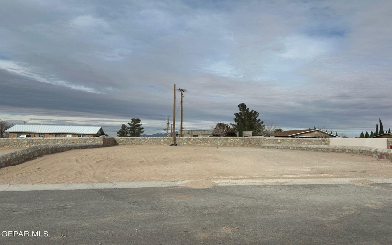 1181 Marquitos Avenue, Anthony, NM 88021, 3 Bedrooms Bedrooms, ,2 BathroomsBathrooms,Residential,For Sale,1181 Marquitos Avenue,914722
