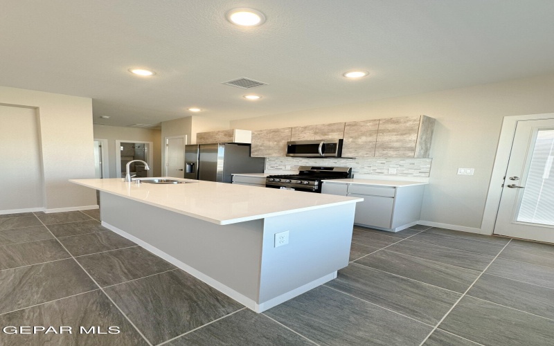 15156 COMPOSITION, El Paso, TX 79938, 3 Bedrooms Bedrooms, ,2 BathroomsBathrooms,Residential,For Sale,15156 COMPOSITION,914751