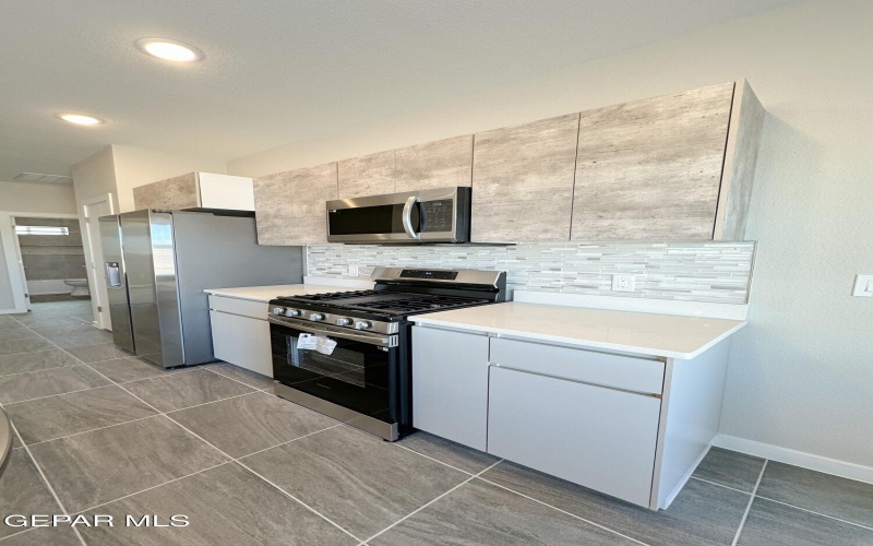 15156 COMPOSITION, El Paso, TX 79938, 3 Bedrooms Bedrooms, ,2 BathroomsBathrooms,Residential,For Sale,15156 COMPOSITION,914751