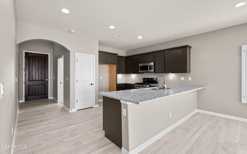 15240 Ambition Avenue, El Paso, TX 79938, 3 Habitaciones Habitaciones , ,2 BañosBaños,Residential,En Venta,15240 Ambition Avenue,914853