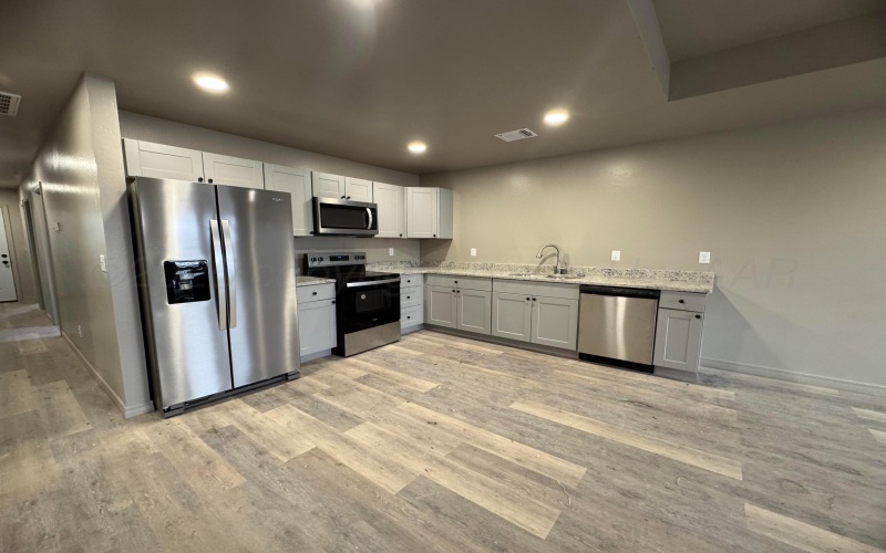 1118 Caprock Street, Hereford, TX 79045, 3 Bedrooms Bedrooms, ,2 BathroomsBathrooms,Residential Lease,For Rent,1118 Caprock Street,25-1265