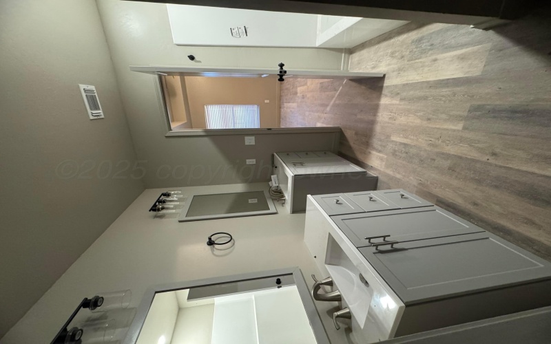 1118 Caprock Street, Hereford, TX 79045, 3 Bedrooms Bedrooms, ,2 BathroomsBathrooms,Residential Lease,For Rent,1118 Caprock Street,25-1265