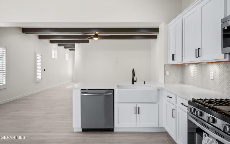 15237 Imagine Drive, El Paso, TX 79938, 3 Habitaciones Habitaciones , ,2 BañosBaños,Residential,En Venta,15237 Imagine Drive,914857