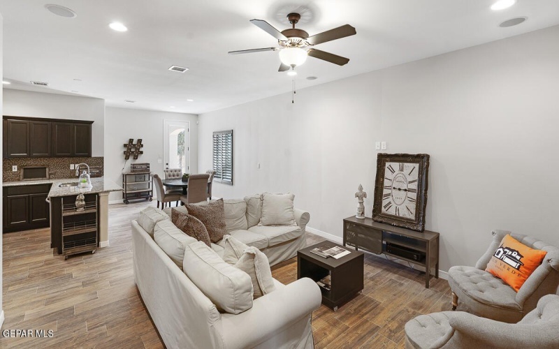 15241 Imagine Drive, El Paso, TX 79938, 3 Habitaciones Habitaciones , ,2 BañosBaños,Residential,En Venta,15241 Imagine Drive,914859