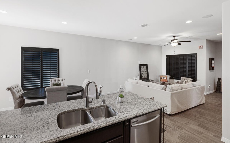 15241 Imagine Drive, El Paso, TX 79938, 3 Habitaciones Habitaciones , ,2 BañosBaños,Residential,En Venta,15241 Imagine Drive,914859