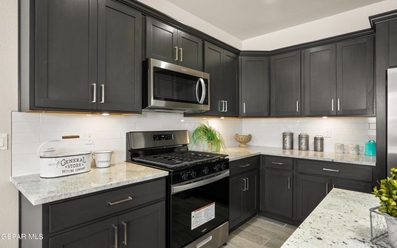 15249 Imagine Drive, El Paso, TX 79938, 3 Habitaciones Habitaciones , ,2 BañosBaños,Residential,En Venta,15249 Imagine Drive,914865