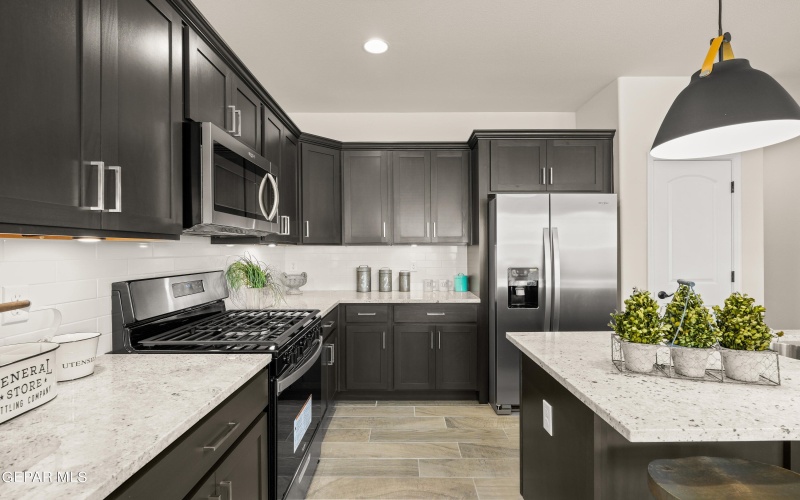 15249 Imagine Drive, El Paso, TX 79938, 3 Habitaciones Habitaciones , ,2 BañosBaños,Residential,En Venta,15249 Imagine Drive,914865