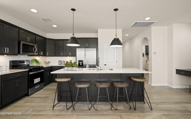 15249 Imagine Drive, El Paso, TX 79938, 3 Habitaciones Habitaciones , ,2 BañosBaños,Residential,En Venta,15249 Imagine Drive,914865