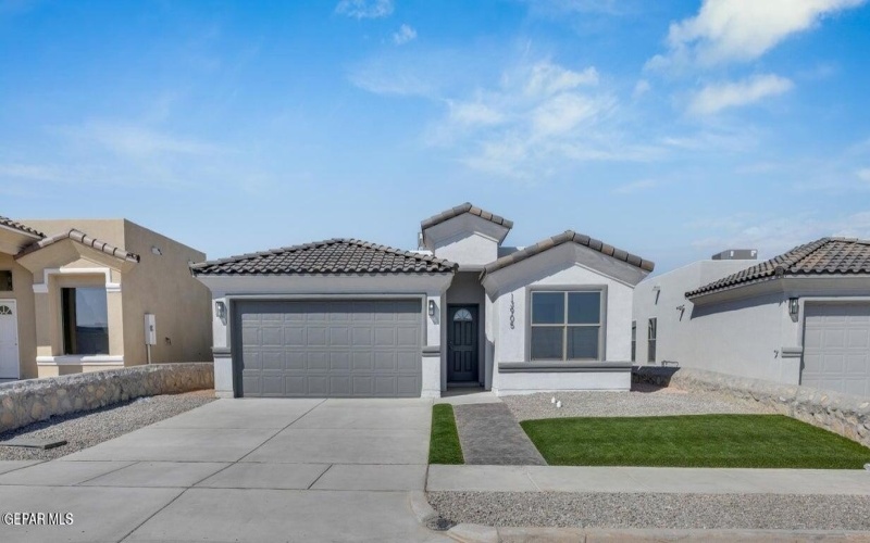 813 Paseo Tranquilo Place, Horizon City, TX 79928, 3 Habitaciones Habitaciones , ,1 BañoBaños,Residential,En Venta,813 Paseo Tranquilo Place,916633