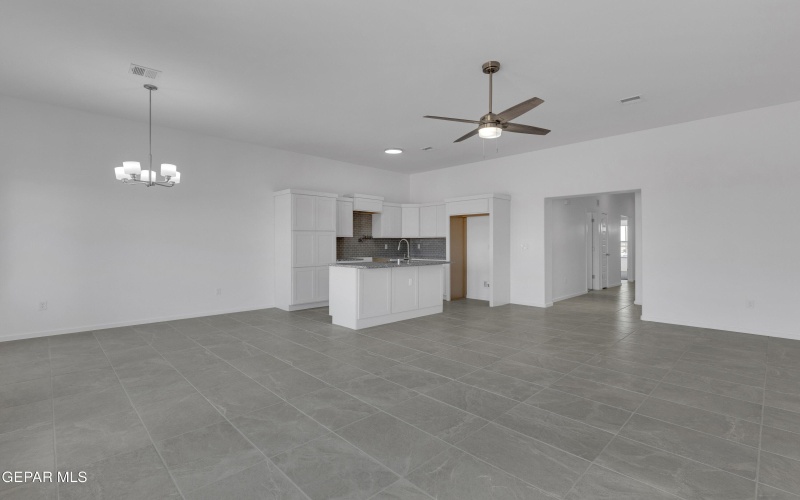 15024 Ambition Avenue, El Paso, TX 79938, 3 Bedrooms Bedrooms, ,1 BathroomBathrooms,Residential,For Sale,15024 Ambition Avenue,916651