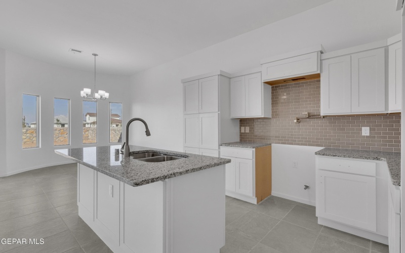 15024 Ambition Avenue, El Paso, TX 79938, 3 Bedrooms Bedrooms, ,1 BathroomBathrooms,Residential,For Sale,15024 Ambition Avenue,916651