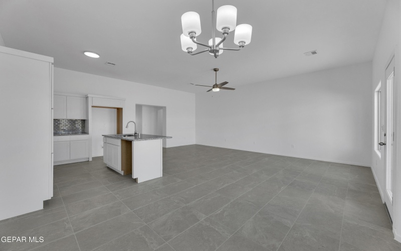 15024 Ambition Avenue, El Paso, TX 79938, 3 Bedrooms Bedrooms, ,1 BathroomBathrooms,Residential,For Sale,15024 Ambition Avenue,916651