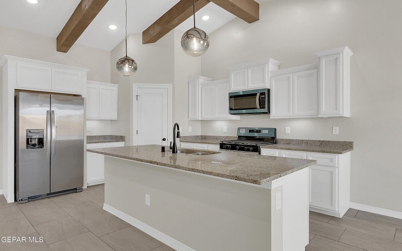 441 Santiago Munos Street, Vinton, TX 79821, 3 Bedrooms Bedrooms, ,2 BathroomsBathrooms,Residential,For Sale,441 Santiago Munos Street,916754