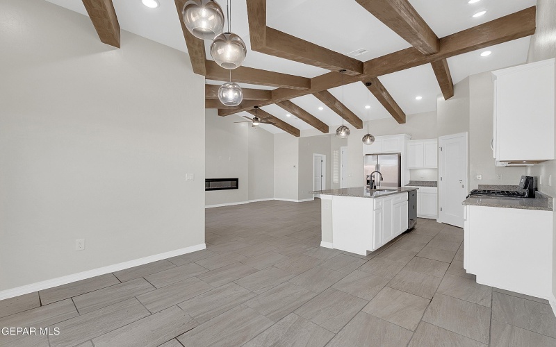 441 Santiago Munos Street, Vinton, TX 79821, 3 Bedrooms Bedrooms, ,2 BathroomsBathrooms,Residential,For Sale,441 Santiago Munos Street,916754