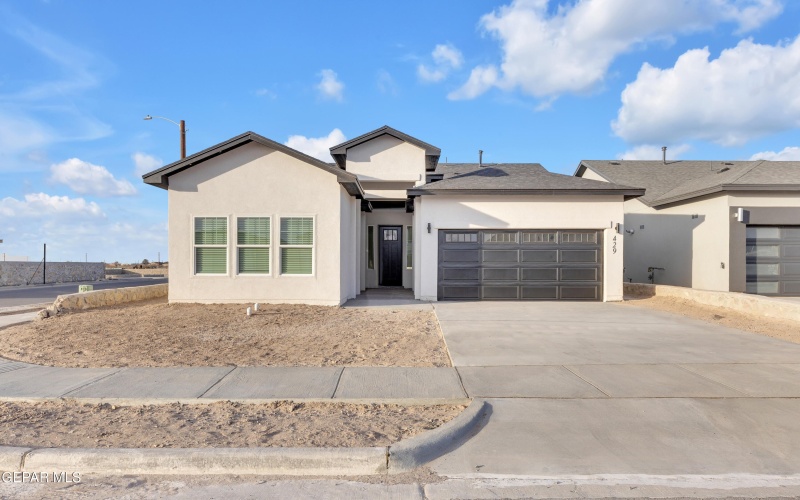 441 Santiago Munos Street, Vinton, TX 79821, 3 Bedrooms Bedrooms, ,2 BathroomsBathrooms,Residential,For Sale,441 Santiago Munos Street,916754
