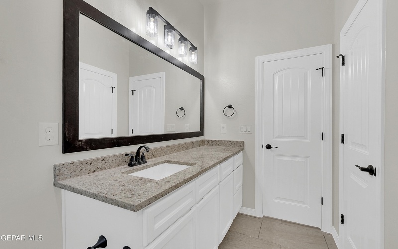 441 Santiago Munos Street, Vinton, TX 79821, 3 Bedrooms Bedrooms, ,2 BathroomsBathrooms,Residential,For Sale,441 Santiago Munos Street,916754